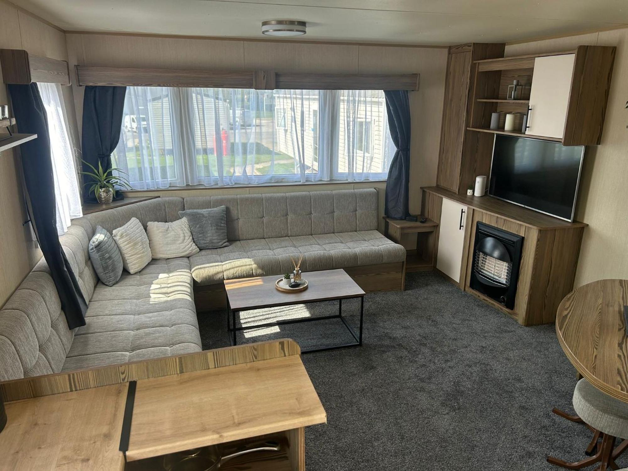 Blue Dolphin Holiday Park Gristhorpe Dış mekan fotoğraf